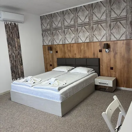 Свети Никола 3* Szozopol